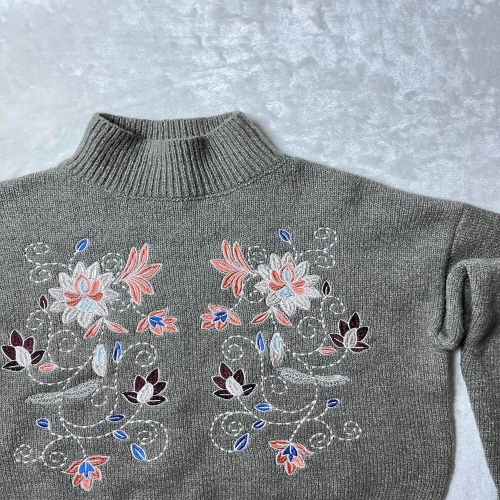 Jun & Ivy Floral Sweater Womens Medium Cropped Embroidered Mock Anthropologie